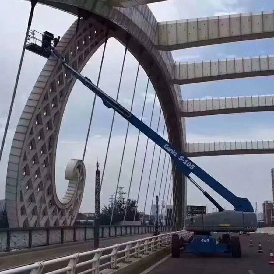 自行直臂车