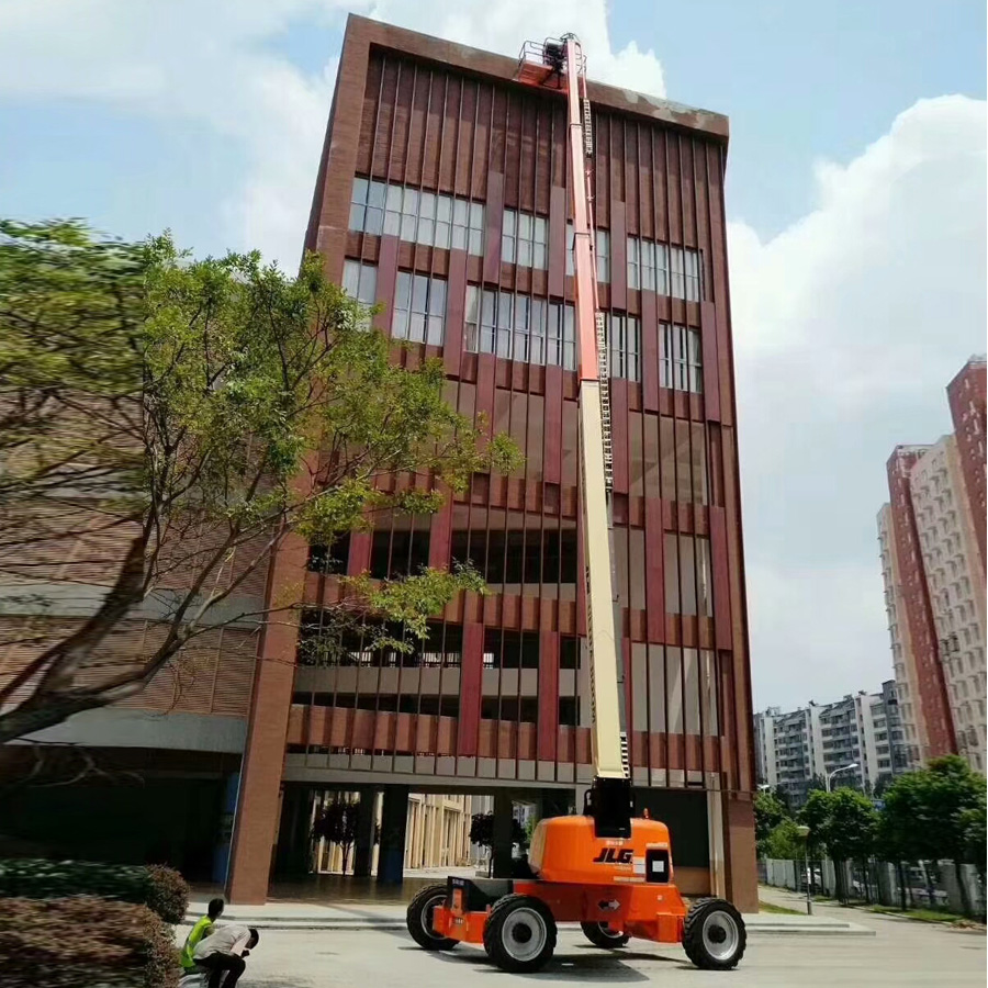 自行直臂车